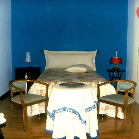 Le Vallonee Bed and Breakfast