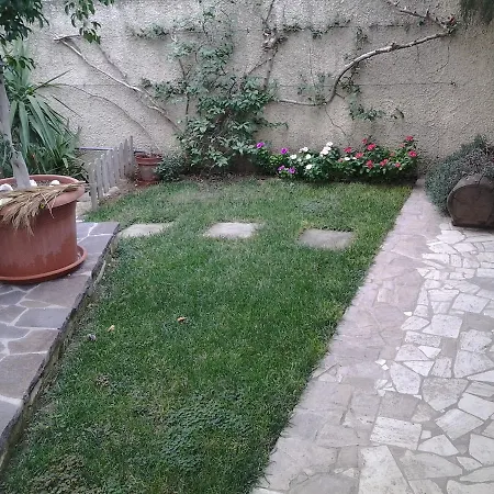 Bed and Breakfast Le Vallonee Aradeo