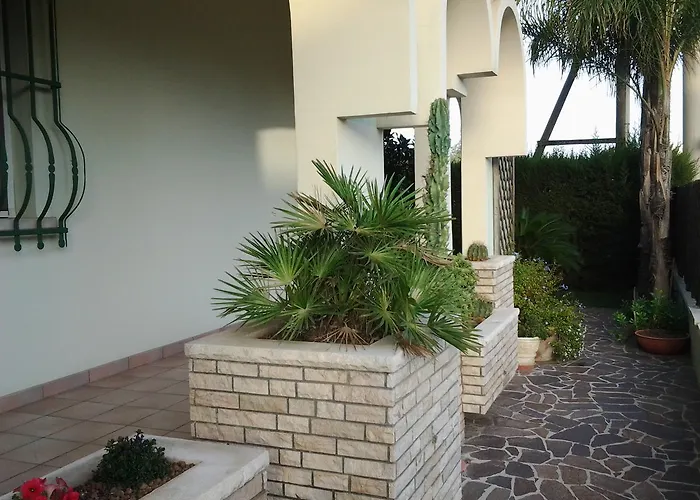 Le Vallonee Bed & Breakfast 3*